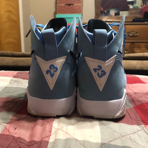 Retro 7 - Picture 2 of 4